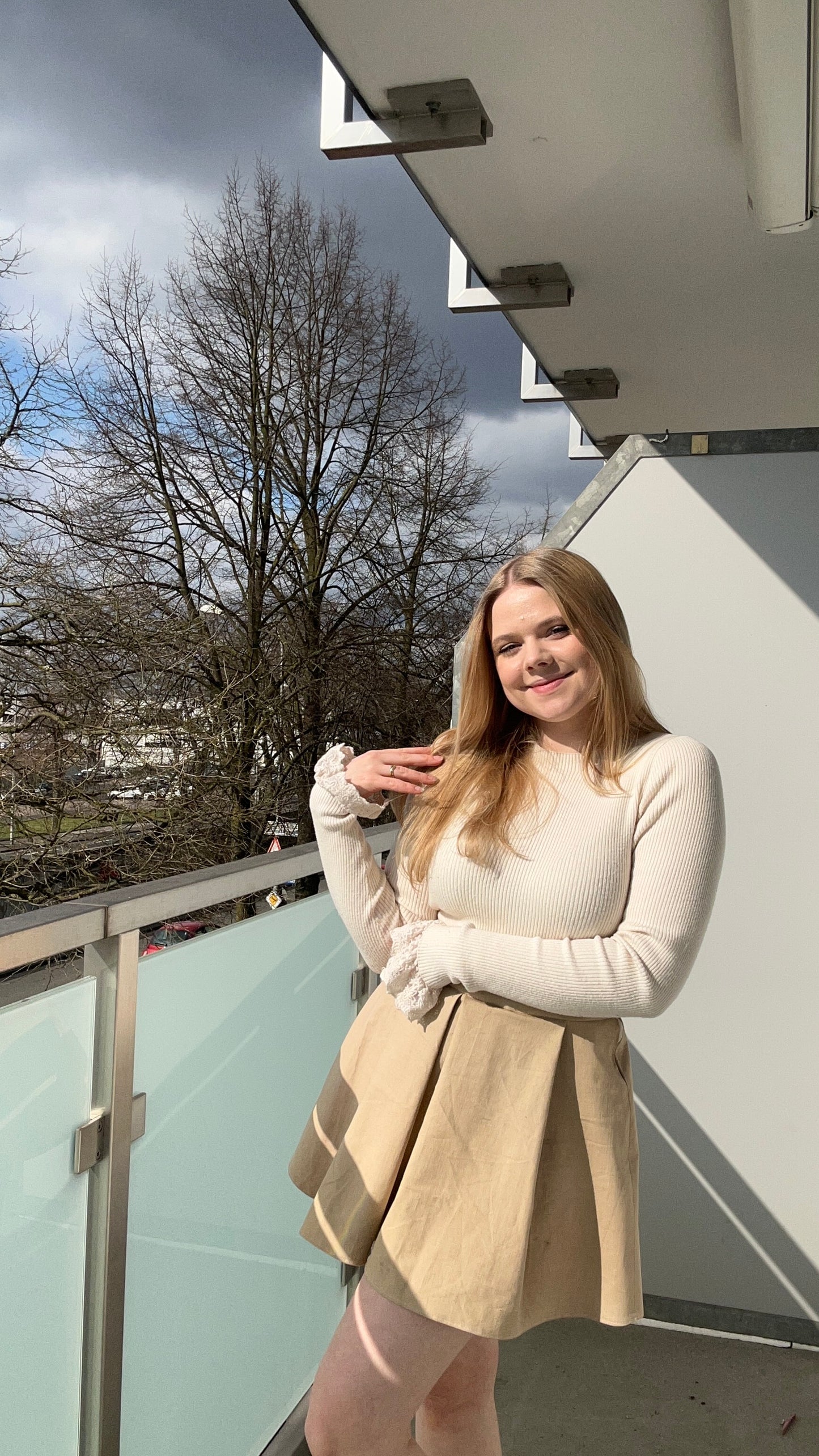 Eleganter Kellerfaltenrock – Klassische Eleganz trifft auf modernen Stil