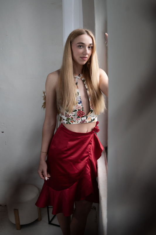 florales Neckholder-Top mit Cut-Out-Design