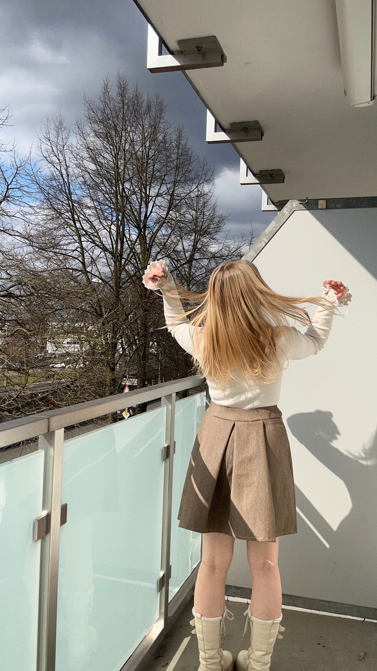 Eleganter Kellerfaltenrock – Klassische Eleganz trifft auf modernen Stil